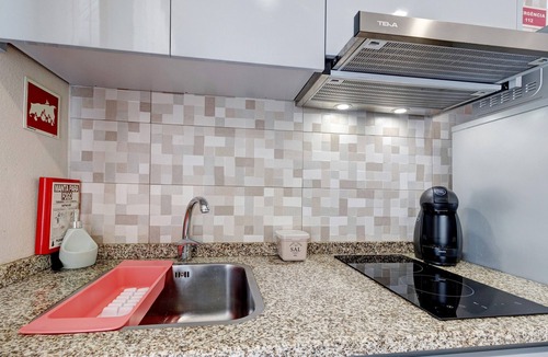 Vilar da Veiga Apartment | Apartment 'E' with Mountain View, Wi-Fi and Air Conditioning