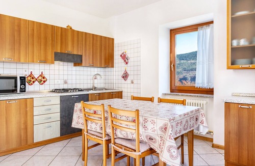 Cavedago Apartment | Apartment 'Edera 1' with Mountain View, Shared Garden and Wi-Fi