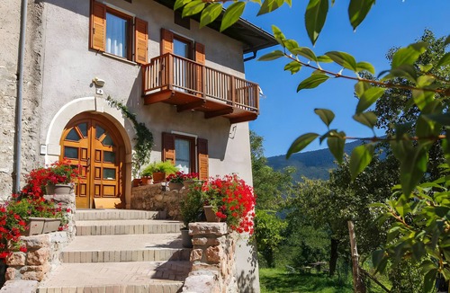 Cavedago Apartment | Apartment 'Edera 1' with Mountain View, Shared Garden and Wi-Fi