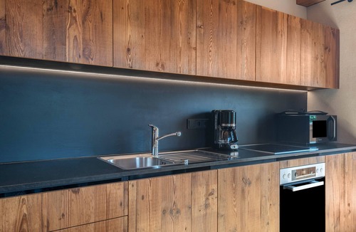 San Genesio Atesino Apartment | Apartment Egger an der Lahn - Dolomiten with Mountain View, Terrace & Wi-Fi