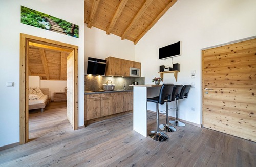 Verano Apartment | Apartment "Eggerhof Suite" with Mountain View, Lake Access & Wi-Fi