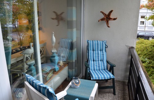 Heppens Apartment | Apartment 'Eggerichs' with Private Terrace and Wi-Fi