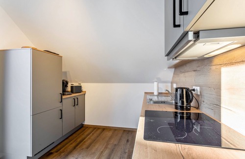 Fleckenberg Apartment | Apartment 'Eierschale' with Mountain View, Balcony and Wi-Fi