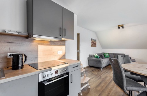 Fleckenberg Apartment | Apartment 'Eierschale' with Mountain View, Balcony and Wi-Fi