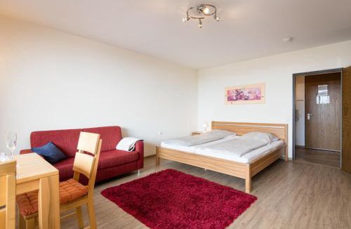 Lahnstein auf der Hohe Apartment | Apartment Eifelblick - B906 by Interhome