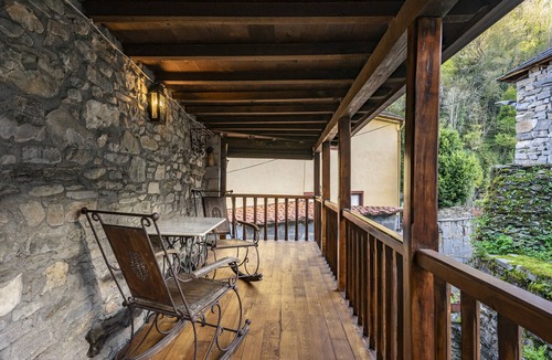 Monco Apartment | Apartment 'El Rebocho' with Mountain View, Private Terrace and Wi-Fi