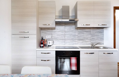 Vezzi Portio Apartment | Apartment 'Elena E Joerg 1' with Mountain View, Shared Garden and Wi-Fi