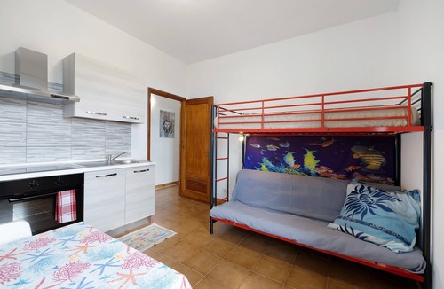 Vezzi Portio Apartment | Apartment 'Elena E Joerg 1' with Mountain View, Shared Garden and Wi-Fi
