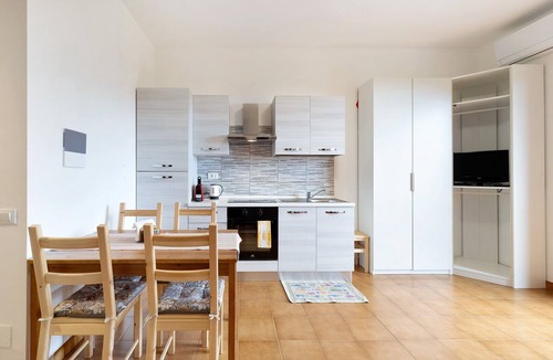 Vezzi Portio Apartment | Apartment 'Elena E Joerg 2' with Mountain View, Shared Garden and Wi-Fi