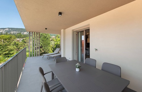 Garda Apartment | Apartment 'Eleonora C3' with Shared Pool, Private Terrace, and Air Conditioning