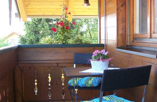 Eggstatt Apartment | "Apartment Elisabeth" 60sqm, 1 bedroom, fireplace, balcony