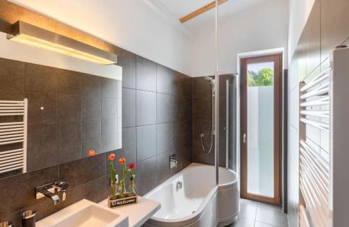 Furth Apartment | Apartment Emma-5 by Interhome