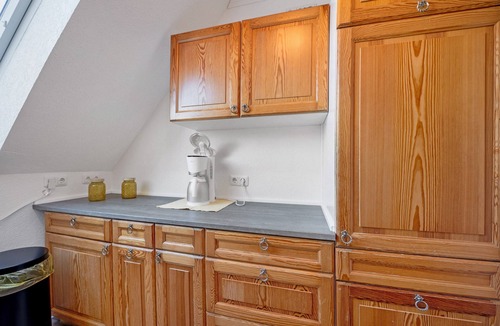 Weitersborn Apartment | Apartment 'Eulennest' with Mountain View, Private Garden and Wi-Fi