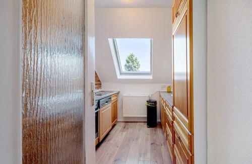 Weitersborn Apartment | Apartment 'Eulennest' with Mountain View, Private Garden and Wi-Fi
