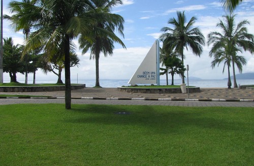 Martim de Sa Apartment | Apartment facing the sea, Martin de Sá Beach, right on the sand.