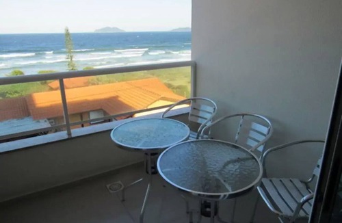 Acores Apartment | Apartment facing the sea with hydromassage Azores beach, Floripa