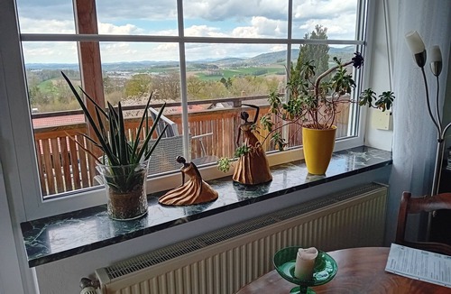 Hauzenberg Apartment | Apartment 'Familie Graml' with Stunning Views, Large Garden with BBQ and Swing