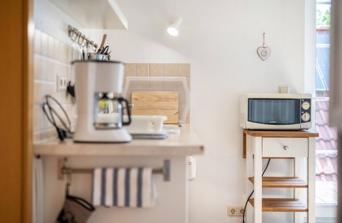 Neustrelitz Apartment | Apartment 'Ferienwohnung 2 Schulze' with Private Terrace, Shared Garden and Wi-Fi
