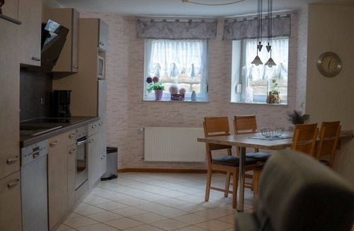 Gransdorf Apartment | Apartment 'Ferienwohnung Haus Biggi' with Private Terrace, Private Garden and Wi-Fi