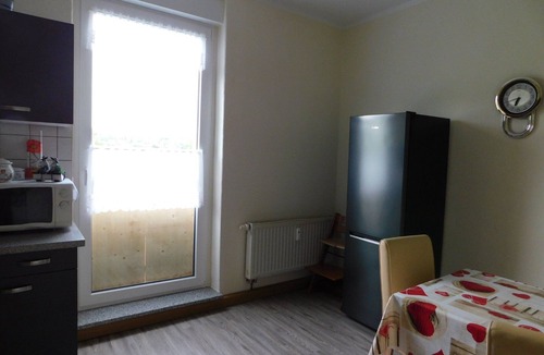 Auerbach Apartment | Apartment 'Ferienwohnung Adler' with Balcony