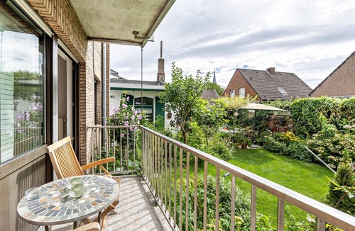 Willich Apartment | Apartment 'Ferienwohnung Heike' with Balcony and Wi-Fi