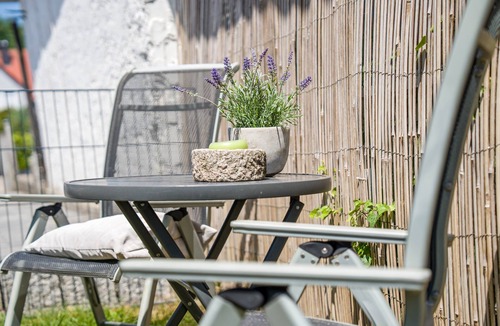 Heideck Apartment | Apartment "Fewo Stembers" with Sea View, Shared Garden, and Wi-Fi