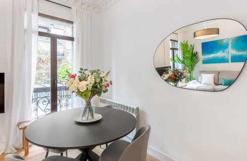 Castellana Apartment | Apartment for 4 in Barrio de Salamanca DIEGO DE LEON II