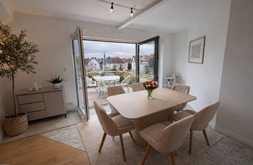 Kelsterbach Apartment | Apartment for 6 Guests - Near Frankfurt Airport (FRA)