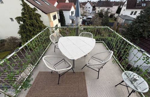 Kelsterbach Apartment | Apartment for 6 Guests - Near Frankfurt Airport (FRA)