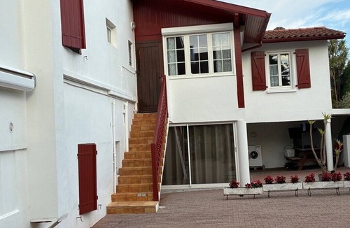 Ustaritz Apartment | Apartment for rent in the Basque Country near the beaches of Biarritz and the mountains