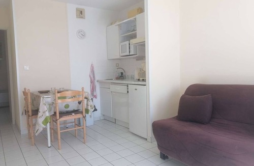 Fouras Apartment | Apartment Fouras, studio flat, 2 persons