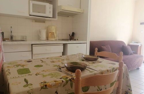 Fouras Apartment | Apartment Fouras, studio flat, 2 persons
