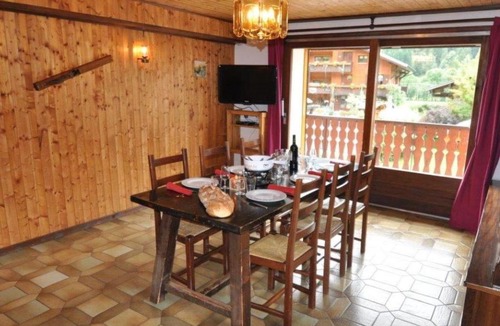 La Chapelle-d'Abondance Apartment | Apartment L'Echo de la corne by Interhome