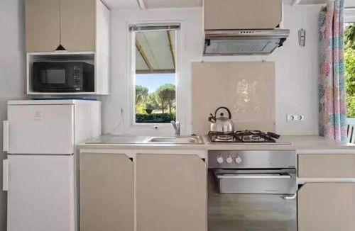 Landevieille House | Apartment