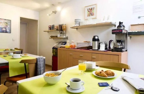 Maisons-Alfort Apartment | Apartment