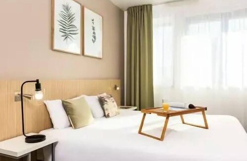 Maisons-Alfort Apartment | Apartment