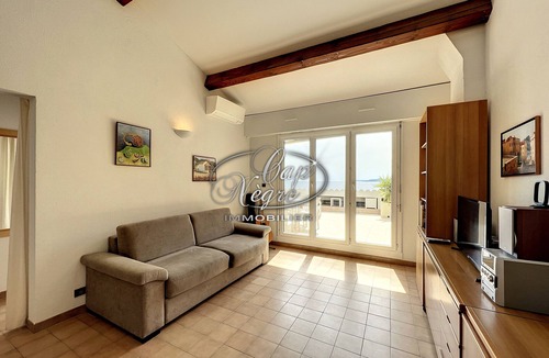 Le Rayol Apartment | Apartment with terrace and sea view near Rayol Beach