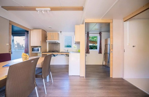 Saint-Laurent-de-Medoc House | Apartment