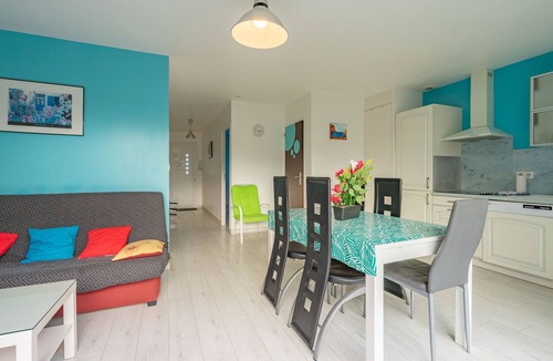 Saint-Simon-de-Bordes Apartment | Apartment 'Le Clos Du Champ De L'Amour - Ile Madame' with Private Pool, Wi-Fi, and AC