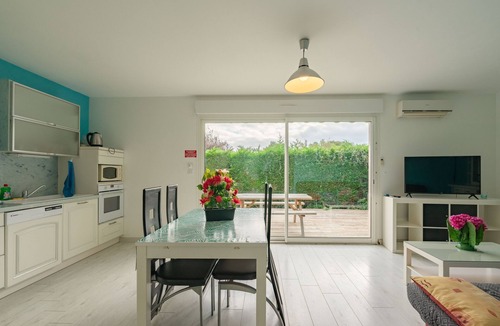 Saint-Simon-de-Bordes Apartment | Apartment 'Le Clos Du Champ De L'Amour - Ile De Ré' with Private Pool, Wi-Fi, and AC