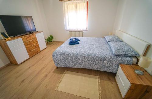 Cezarji Apartment | Apartment Full Moon