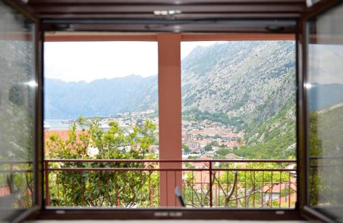 Skaljari Apartment | Apartment Gara