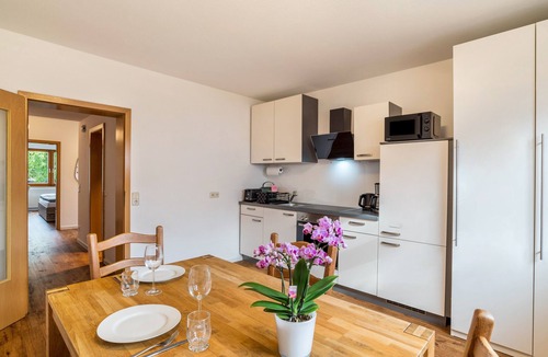 Annweiler am Trifels Apartment | Apartment 'Gartenblick' with Wi-Fi