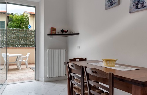 Calenzano Apartment | Apartment "Giada" with Private Terrace & Wi-Fi