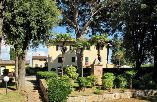 Poggibonsi Apartment | Apartment Giuggiolo - Giuggiolo 5 by Interhome