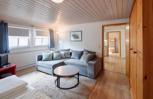 Gerabronn Apartment | Apartment 'Glockenblume' with Shared Terrace, Shared Garden and Wi-Fi