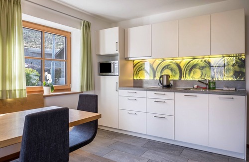 Bolzano Apartment | Apartment "Gojer Sauvignon" with Mountain View, Garden & Wi-Fi