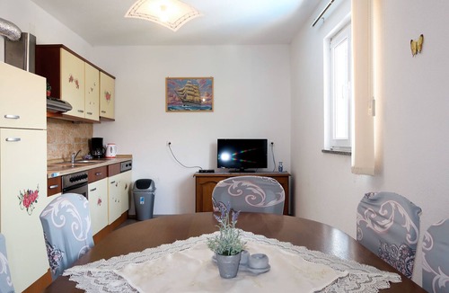 Cesarica Apartment | Apartment Golic by Interhome