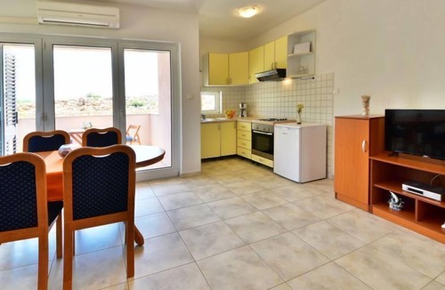 Cesarica Apartment | Apartment Golub by Interhome