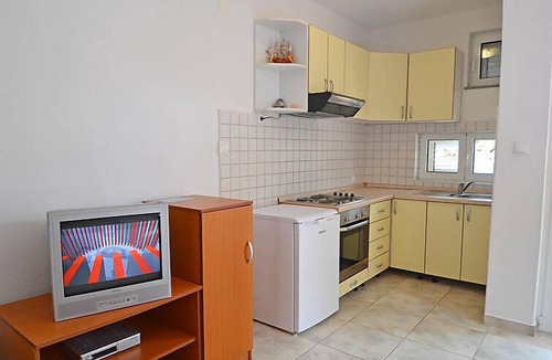 Cesarica Apartment | Apartment Golub by Interhome